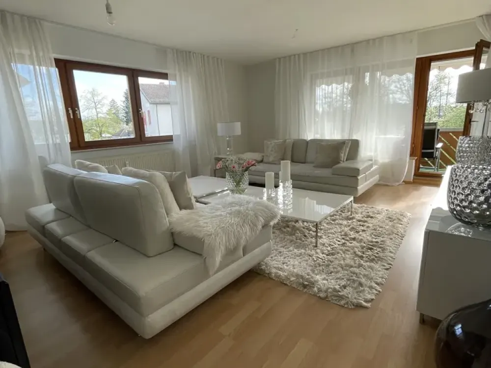 Plenty of Space for Everyday Life: 4-Room Apartment in Friedrichshafen
