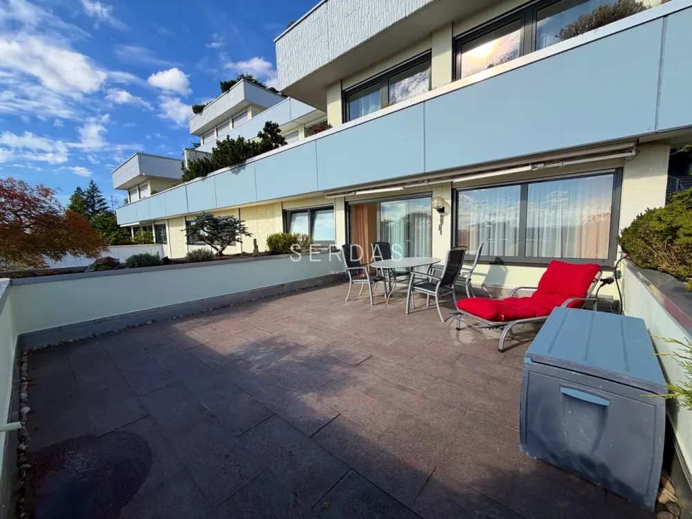 Furnished Rental | Living Above Leonberg, Spacious 200 m² Residence with Panoramic Terrace