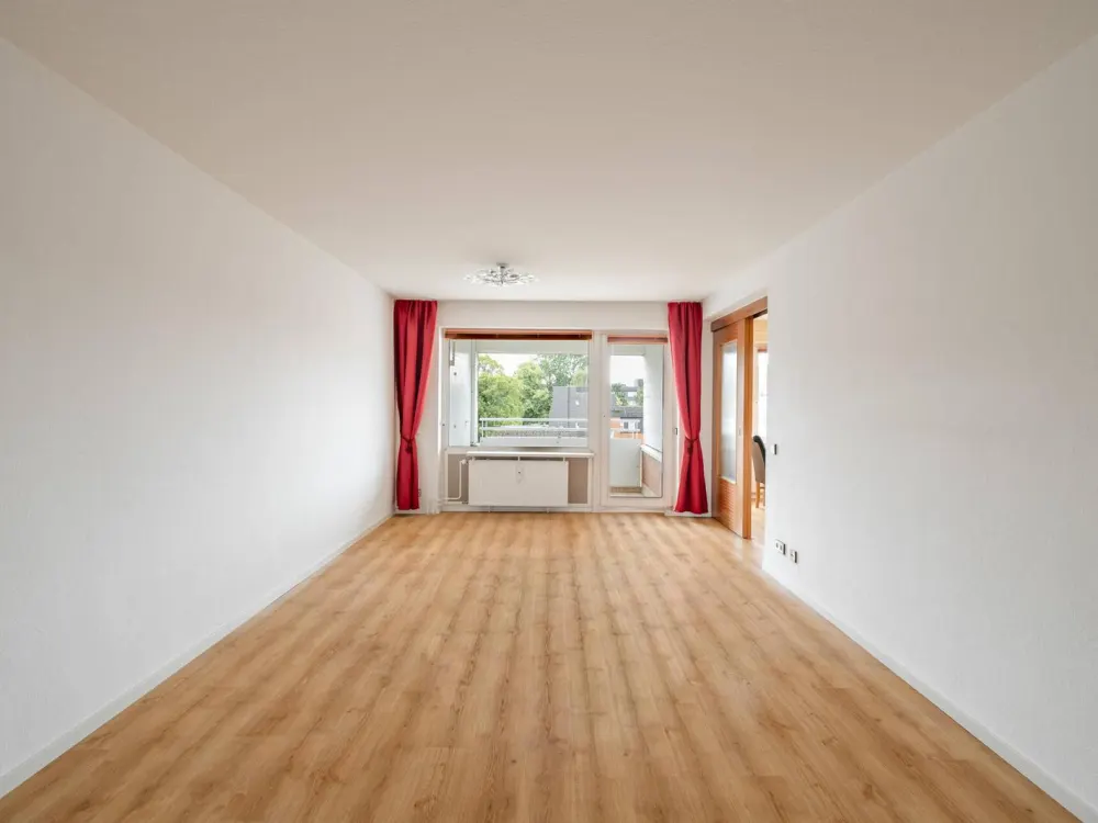 Attraktive 2-Zimmer-Wohnung mit Loggia und Tiefgaragenstellplatz!