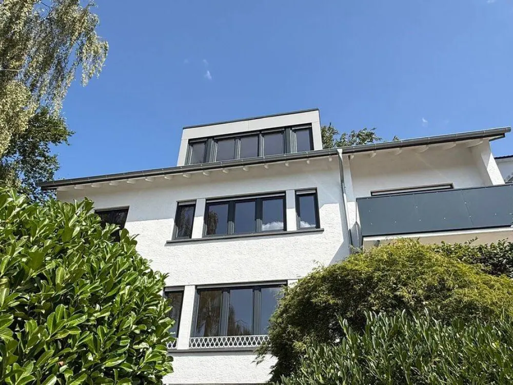 Erstbezug nach Kernsanierung! Luxus Wohnung in Bestlage von Saarbrücken mit Blick über die Stadt (ID2011348)