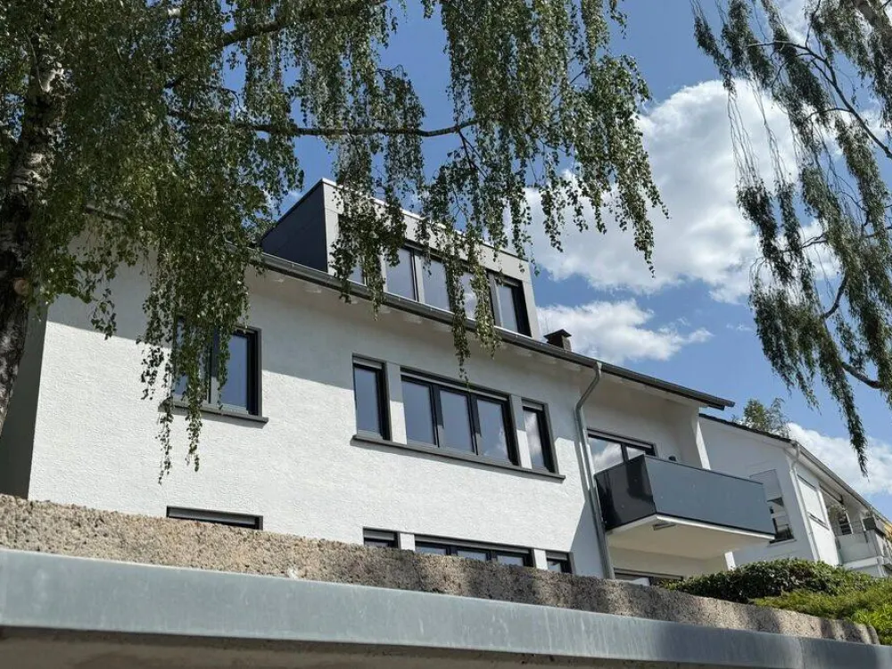 Erstbezug nach Kernsanierung! Luxus Wohnung in Bestlage von Saarbrücken mit Blick über die Stadt (ID2011348)