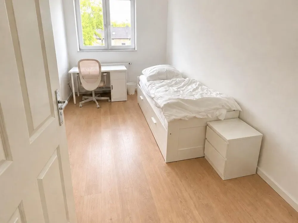 Möbliertes WG Zimmer in Düsseldorf Zentrum