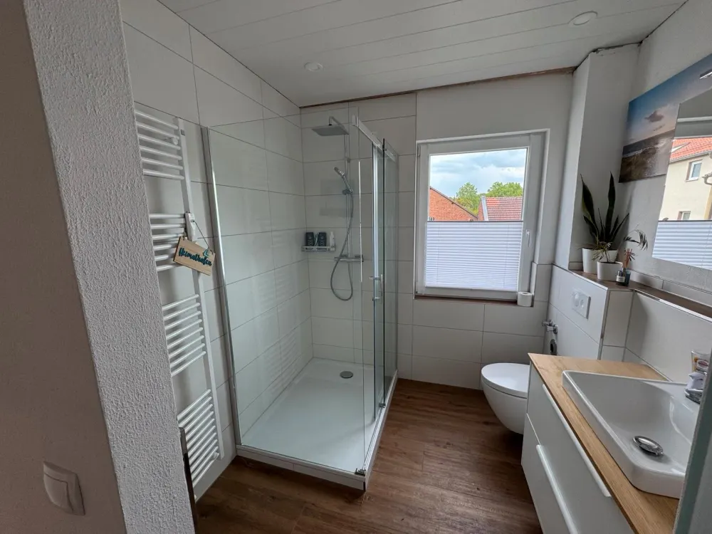 Moderne 4-Zimmer Wohnung (95m2) nahe Ahnepark