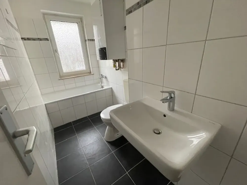 Citywohnung: Sanierte 3-Zimmerwohnung mit Balkon