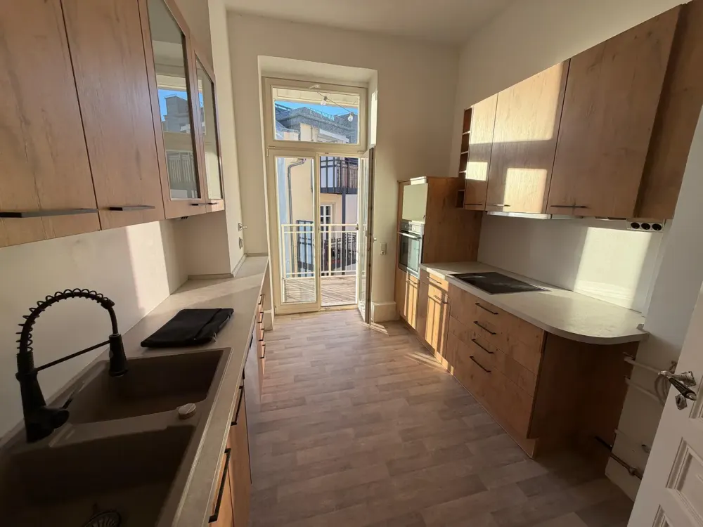 4 Zimmer im Stilaltbau auf der unteren Bergerstr / Merianplatz ! Grosser Balkon