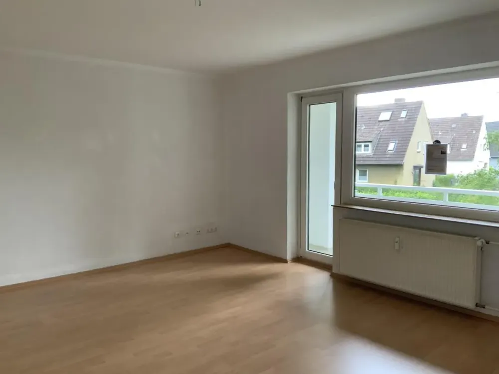 3-Zimmer-Wohnung in Kamen Methler - Balkon - Bad mit Dusche und Fenster
