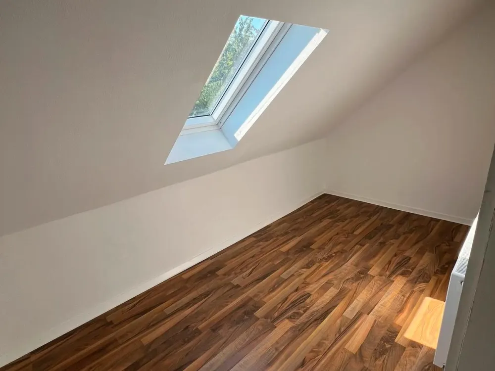 Moderne Wohnung Kernsanierte 3 Zimmer in Garbsen Berenbostel !