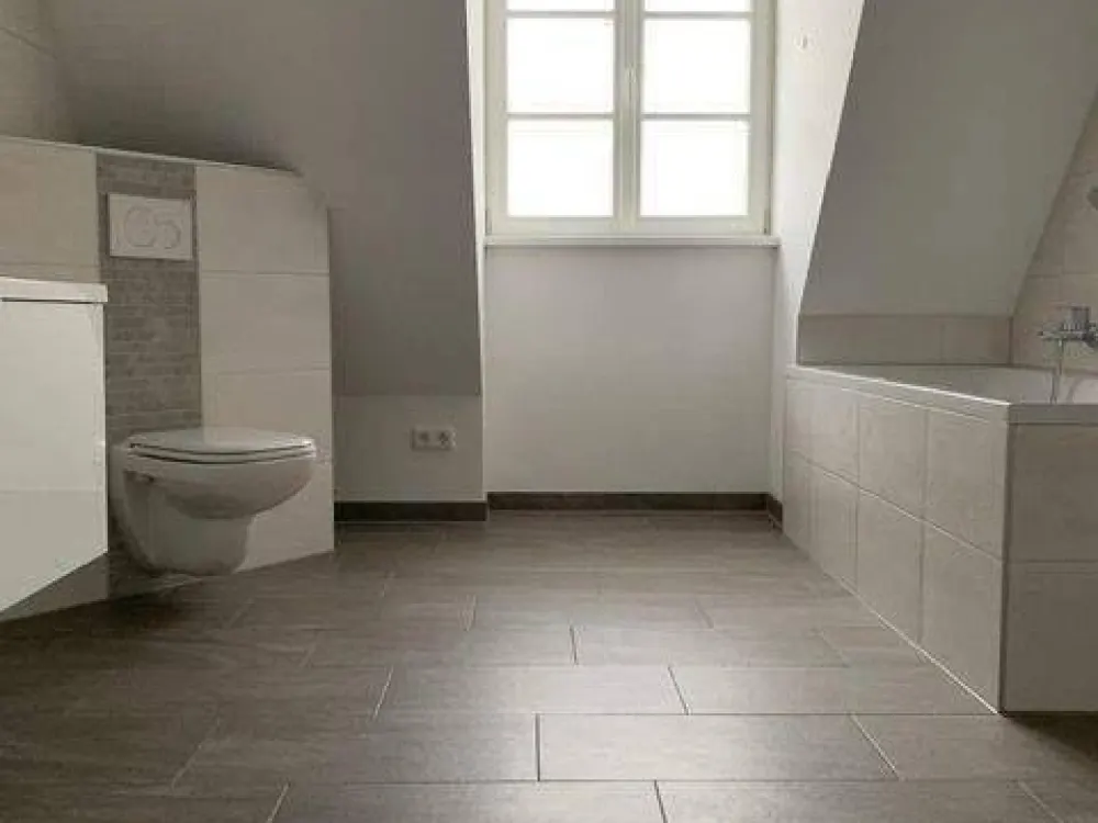 Südstadtliebhaber aufgepasst! Exklusive 4 Zimmer Maisonette Wohnung Nbg.