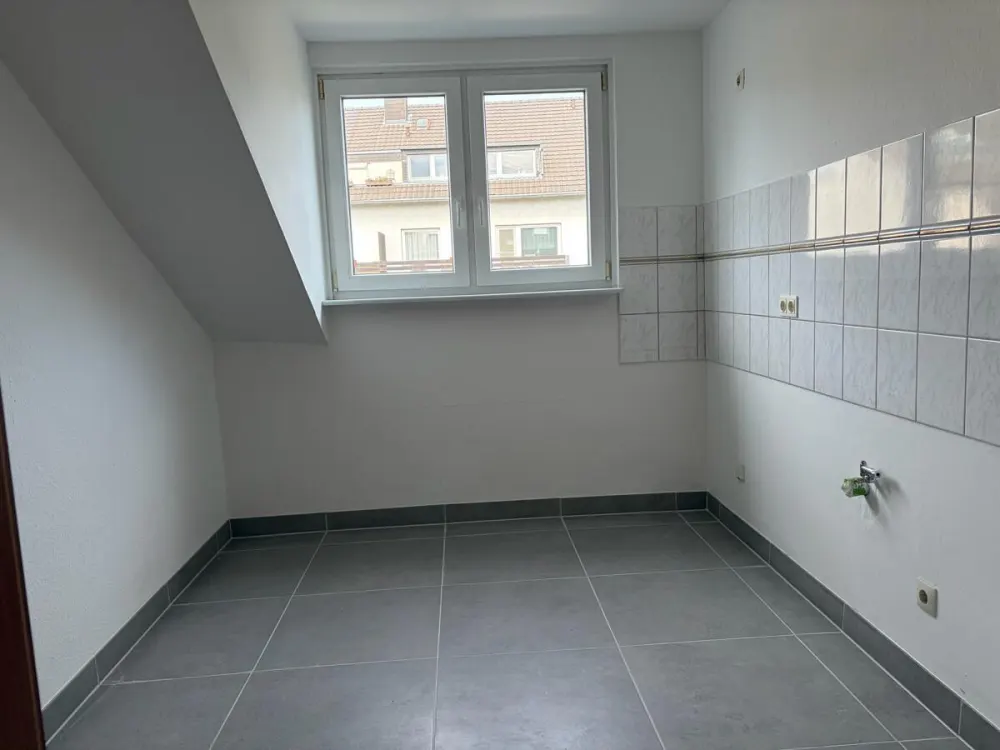 Großzügige 3-Zimmer-Wohnung mit Balkon, Ihr neues Zuhause in Köln