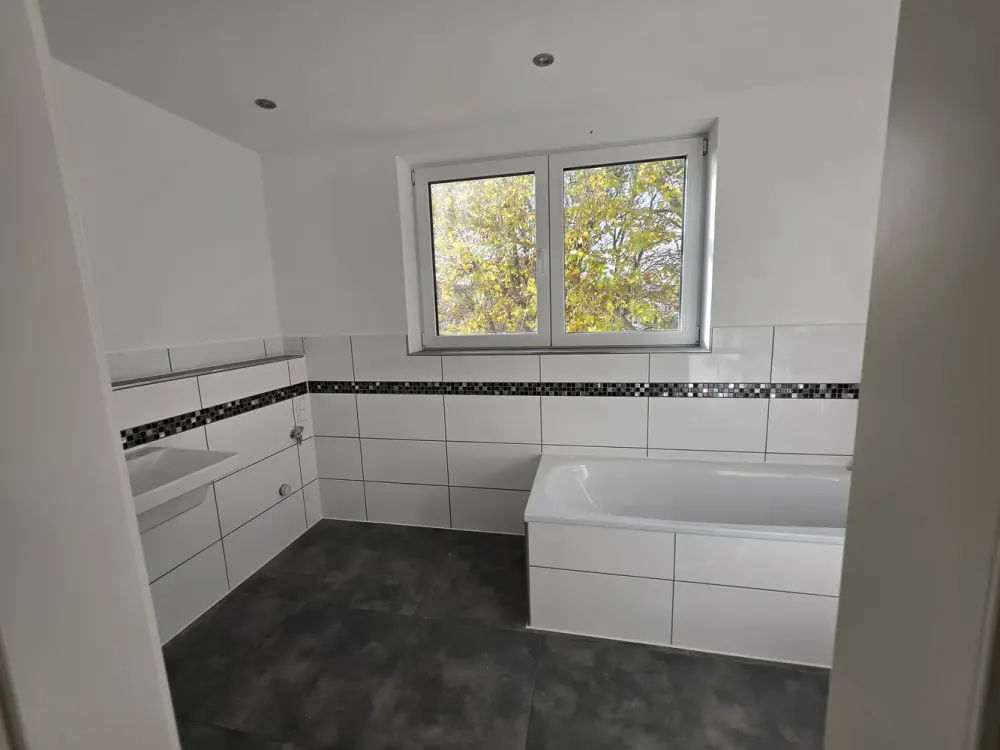 Traumhafte Maisonette-Wohnung mit großzügigen Terrassen in Düsseldorf-Heerdt
