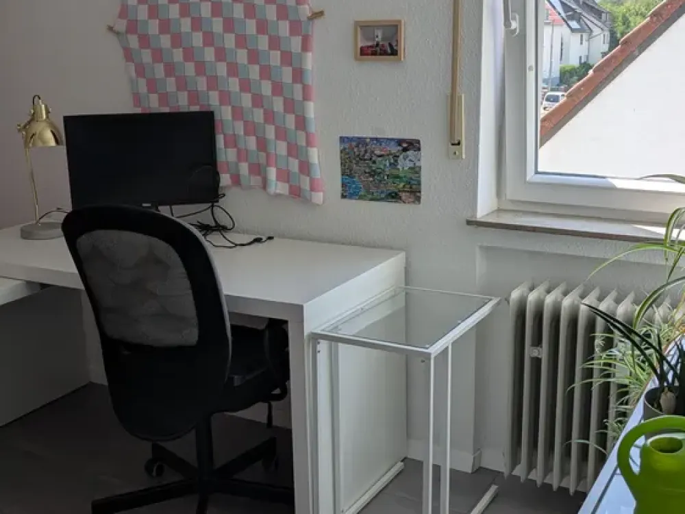 Top 2 Zimmer DG Wohnung Stuttgart Vaihingen EBK&Garten