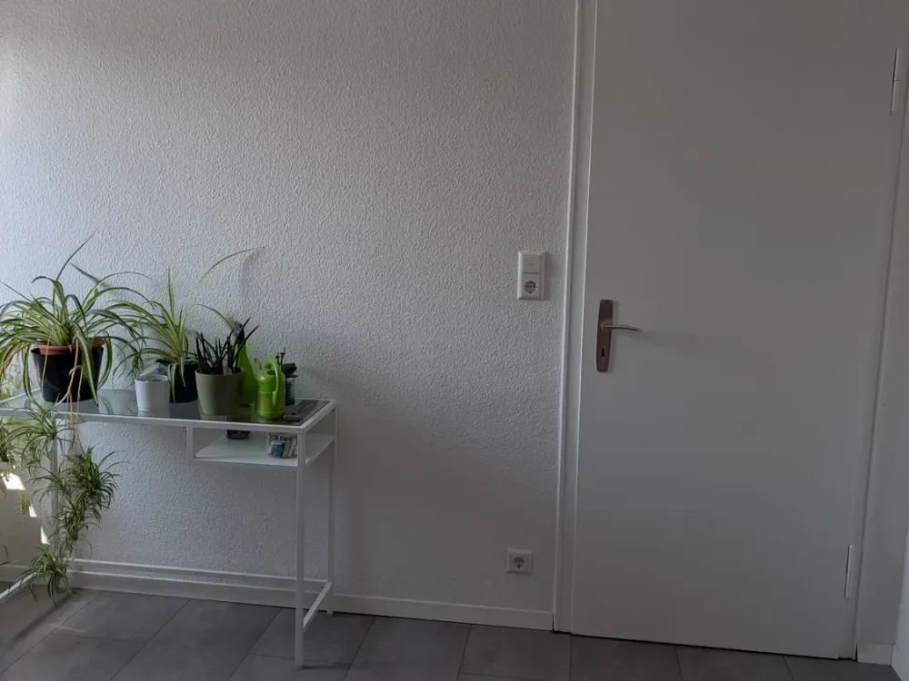 Top 2 Zimmer DG Wohnung Stuttgart Vaihingen EBK&Garten