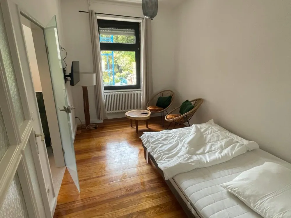 Komplett Möbelierte 1ZKB Wohnung am Rotenbühl