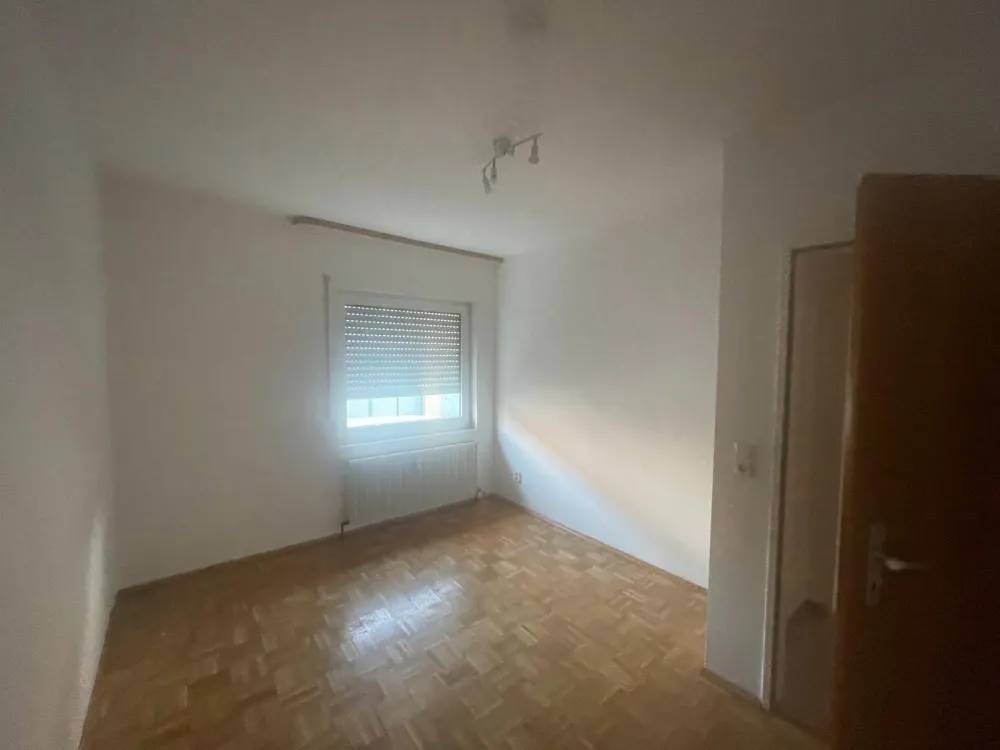 Schöne 3-Zimmer-Wohnung mit ca. 55 m² & Einbauküche zu vermieten