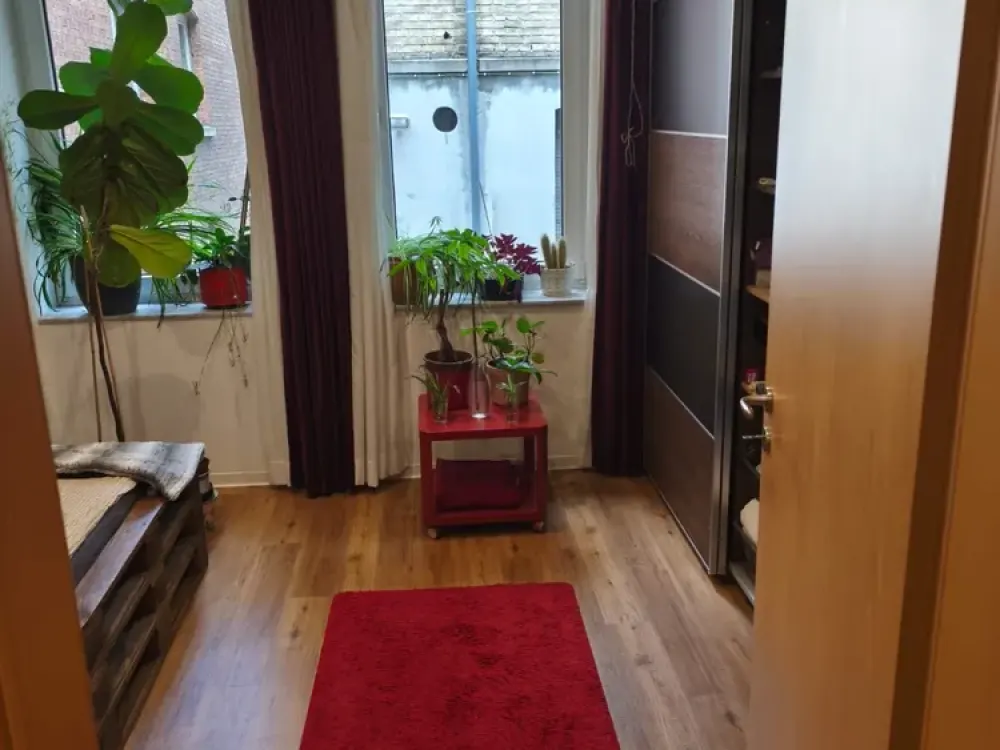 Zwei-Zimmer-Altbau-Wohnung Stuttgart-Ost, Nähe Leo-Vetter-Bad