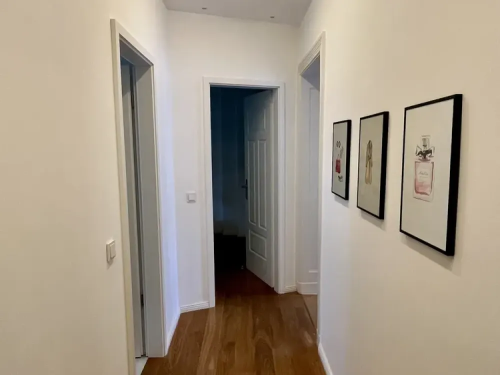 Möblierte 2-Zimmer-Wohnung mit Balkon in Friedrichshain