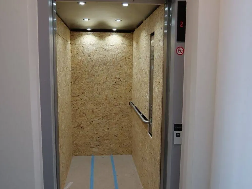 Gohlis [] barrierefreie Wohnung [] 4 Raum [] ab 01.10.2026 [] Balkon [] Aufzug [] Garagen-Platz []