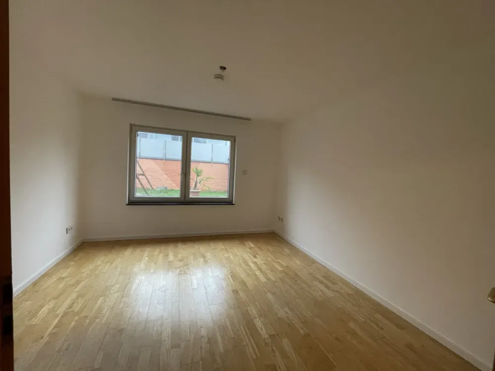 Schöne und ruhige Wohnung mit Küche am Rande des Naturschutzgebiets