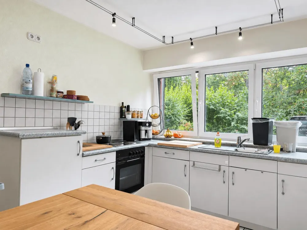 Helle 2-Zimmer-Wohnung mit Terrasse in ruhiger Lage von Bergisch Gladbach-Hebborn
