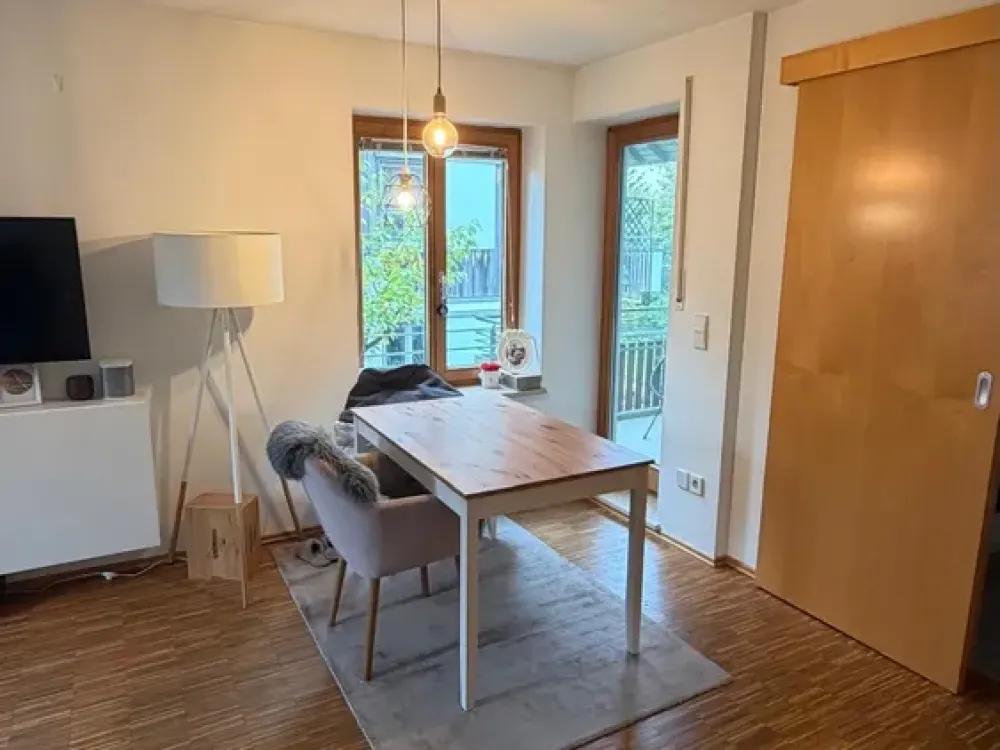 Möblierte 1,5-Zimmer-Wohnung zur UNTERVERMIETUNG in Taufkirchen