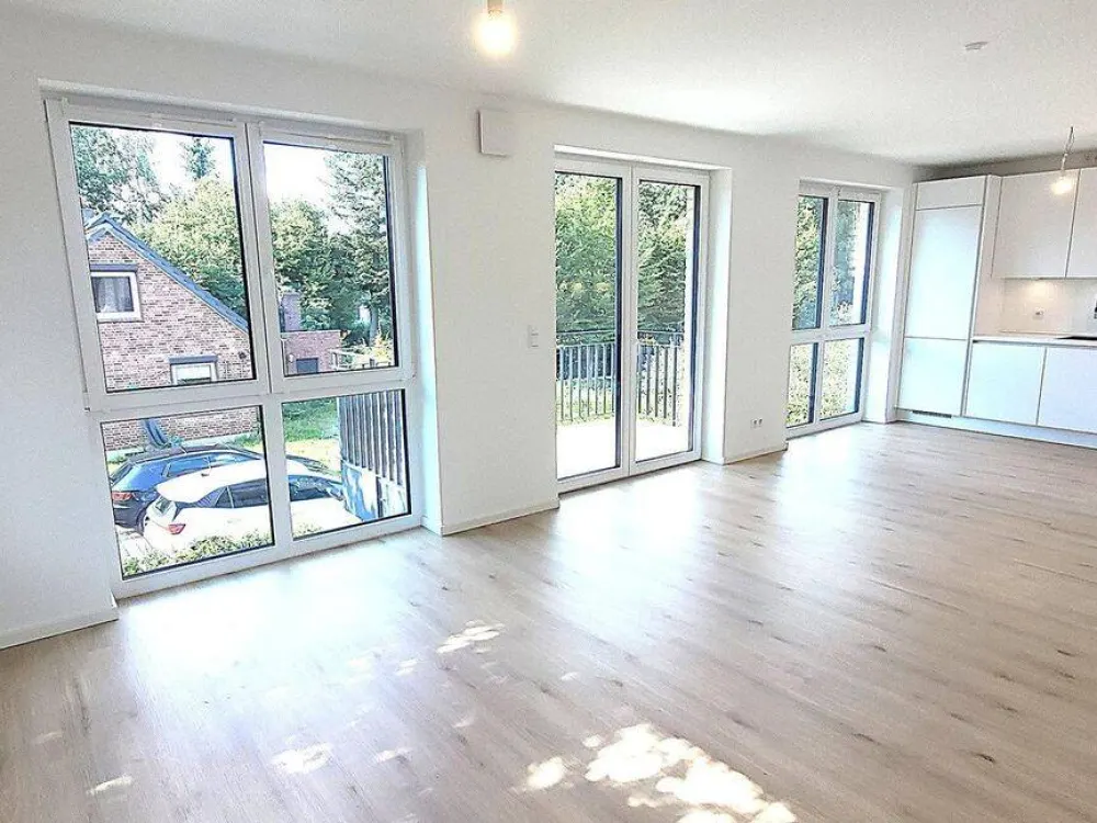 Neuwertige 3 - Zimmer - Balkonwohnung mit erstklassiger Ausstattung in Top - Lage von Meiendorf