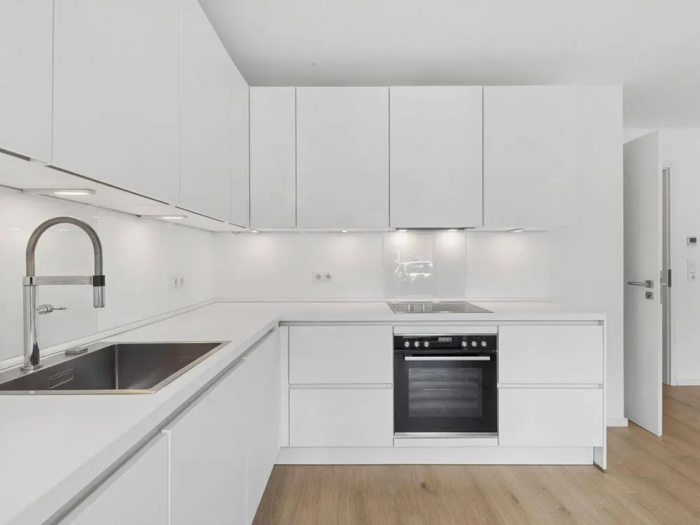Neuwertige 3 - Zimmer - Balkonwohnung mit erstklassiger Ausstattung in Top - Lage von Meiendorf