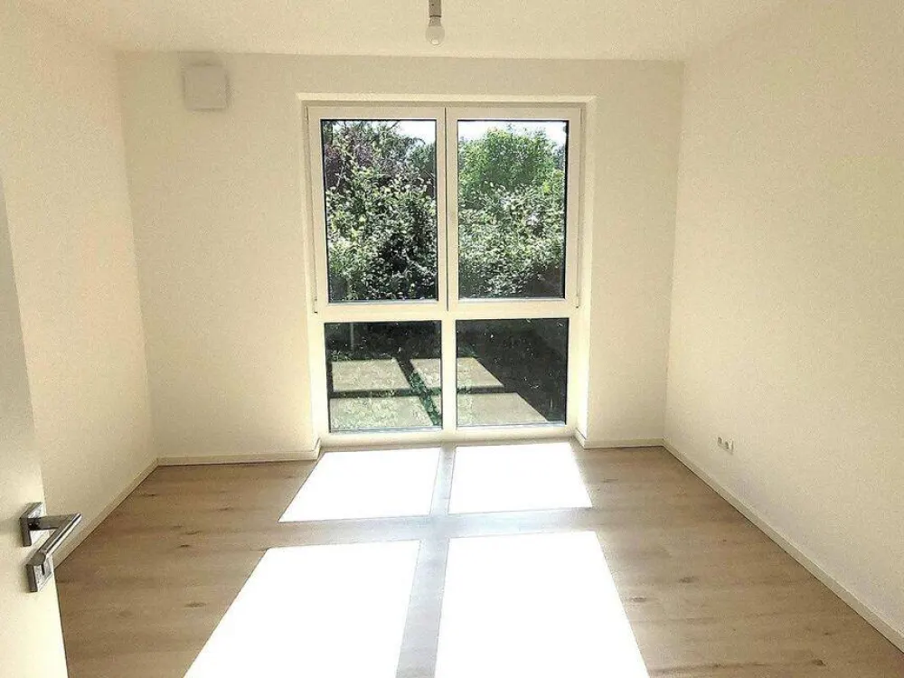 Neuwertige 3 - Zimmer - Balkonwohnung mit erstklassiger Ausstattung in Top - Lage von Meiendorf