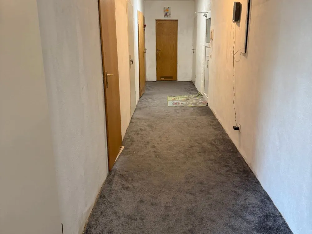 Große 7 Zimmer Wohnung in Volkmarsdorf