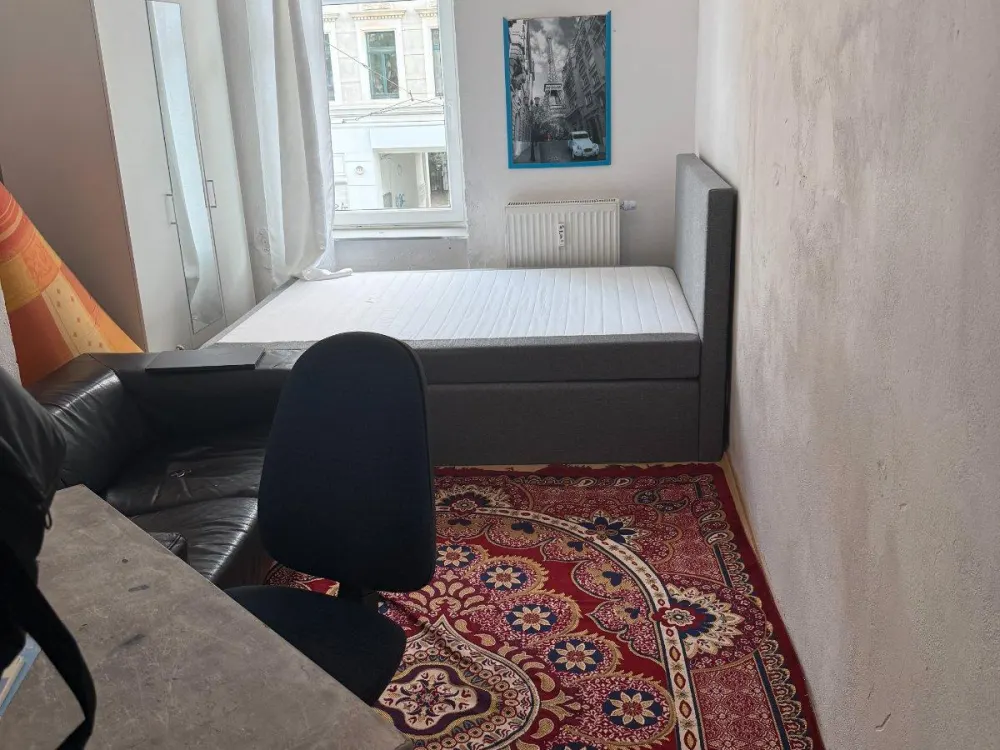 Große 7 Zimmer Wohnung in Volkmarsdorf