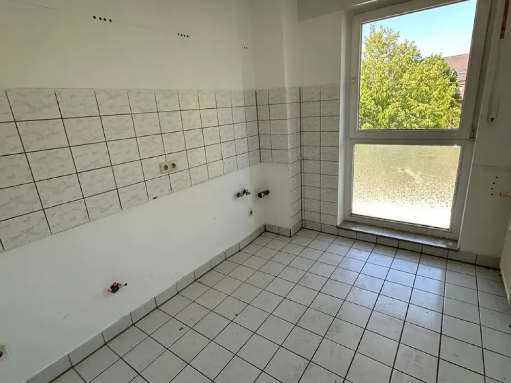 *Wird noch Renoviert* Schönes Apartment mit Balkon