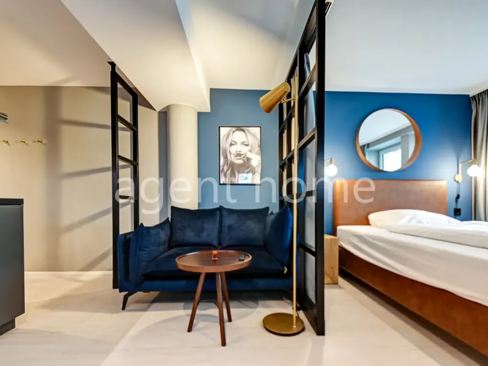 FURNISHED - METROPOLITAN LIVING - Boutique Apartment in Trendy Residential Quarter
