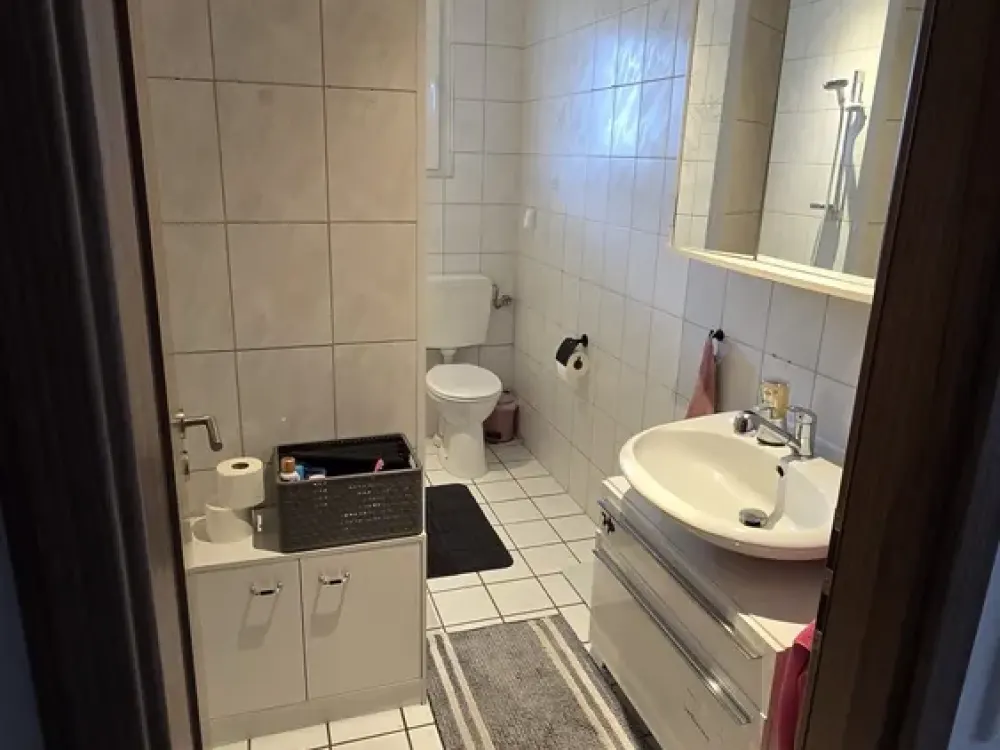 Erdgeschosswohnung mit eigenen Garten zu vermieten!