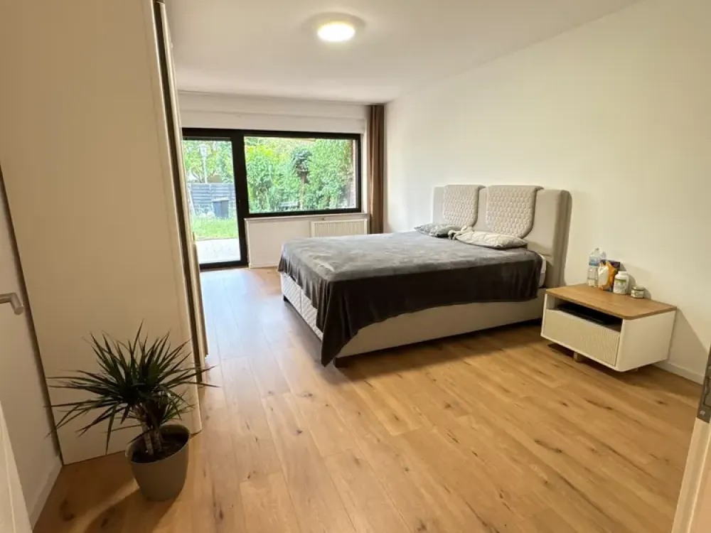 Attractive 3-Room Ground Floor Apartment with Garden in Korschenbroich