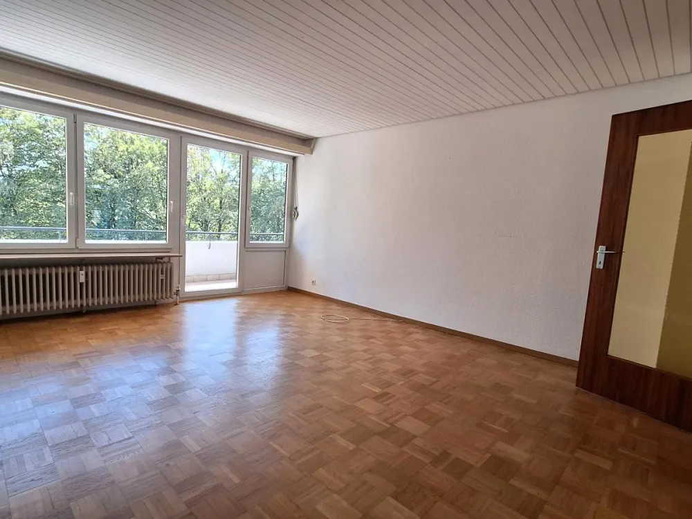 Helle 2,5 Zi Whg 72m² m. Aussicht, Sindelfingen Goldberg