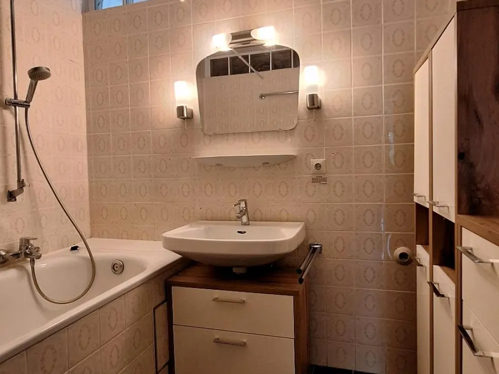 Helle 2,5 Zi Whg 72m² m. Aussicht, Sindelfingen Goldberg