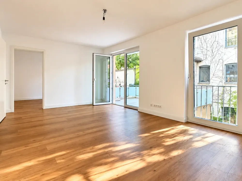 Moderne Mietwohnung in Szenelage mit großer Terrasse