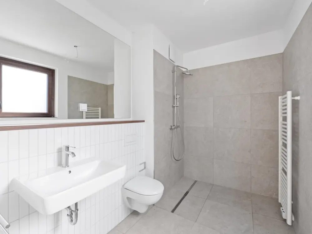 Price-Reduced Ground Floor Apartment with Private Entrance in the Exclusive New Development Deiker Höfe!