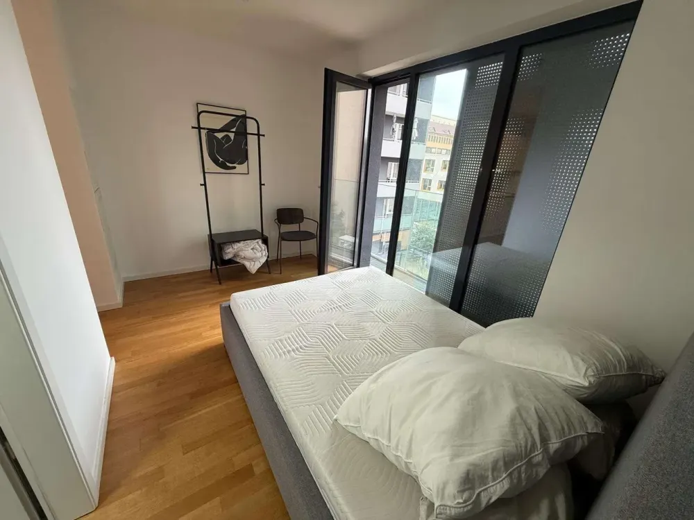 Geräumiges Studio Apartment unweit der Jannowitzbrücke