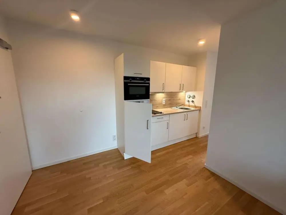 Geräumiges Studio Apartment unweit der Jannowitzbrücke
