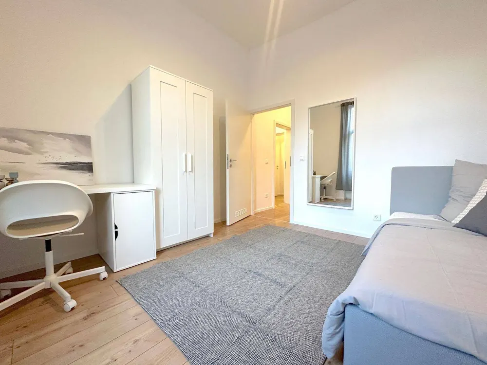 ?? Zimmer frei in moderner WG - Rat-Beil-Straße 25, Frankfurt am Main! - FH Frankfurt