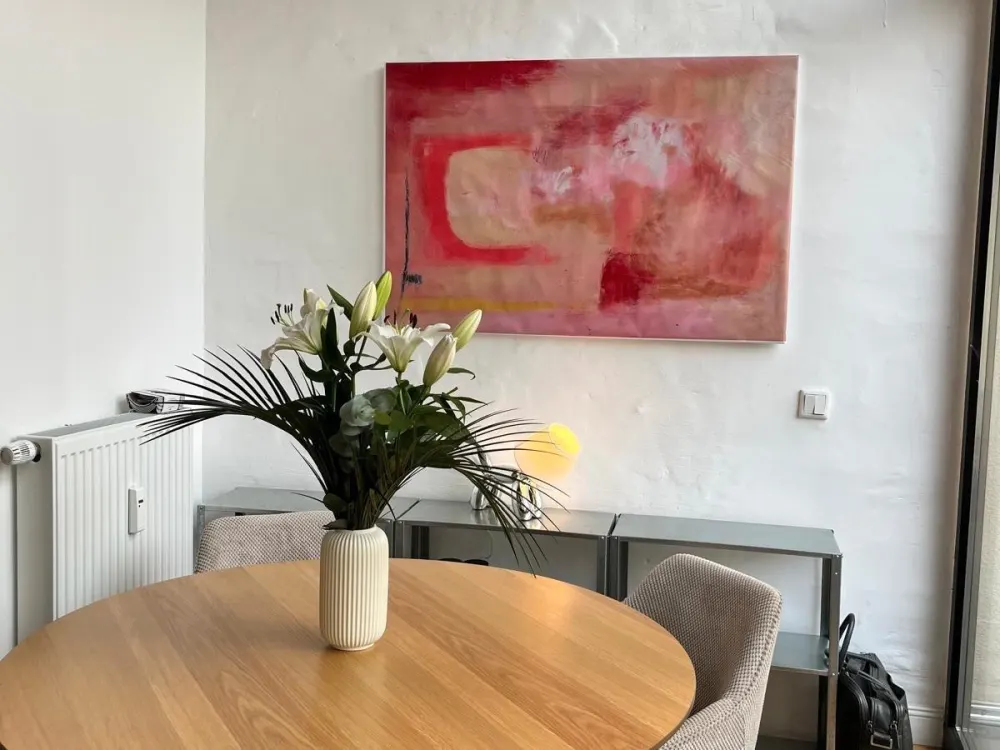 Attraktive sanierte 2-Zi-Wohnung mit Balkon in einem Baudenkmal