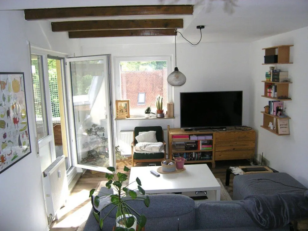 4-Zimmer-Maisonette-Wohnung mit Loggia und Tiefgaragen-Stellplatz
