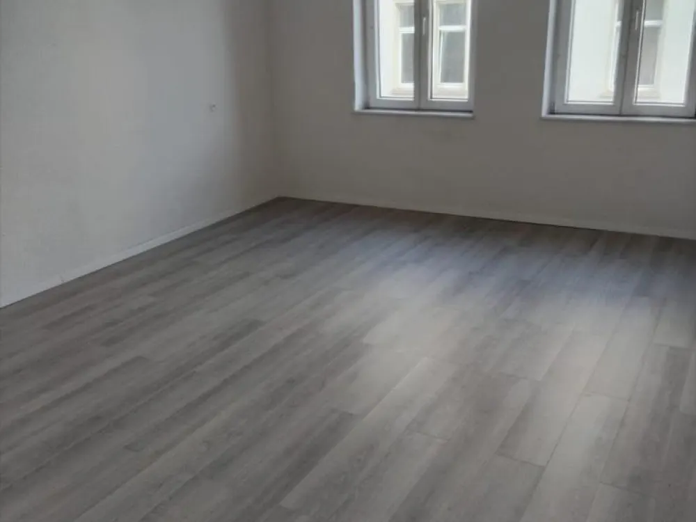 2-Zimmer-Wohnung 55 qm, 1.OG, zentral, Neunkirchen
