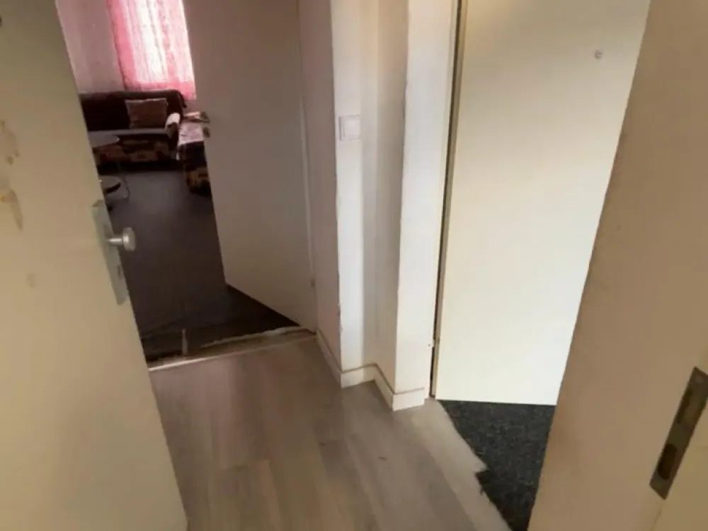 2-Zimmer-Wohnung 55 qm, 1.OG, zentral, Neunkirchen