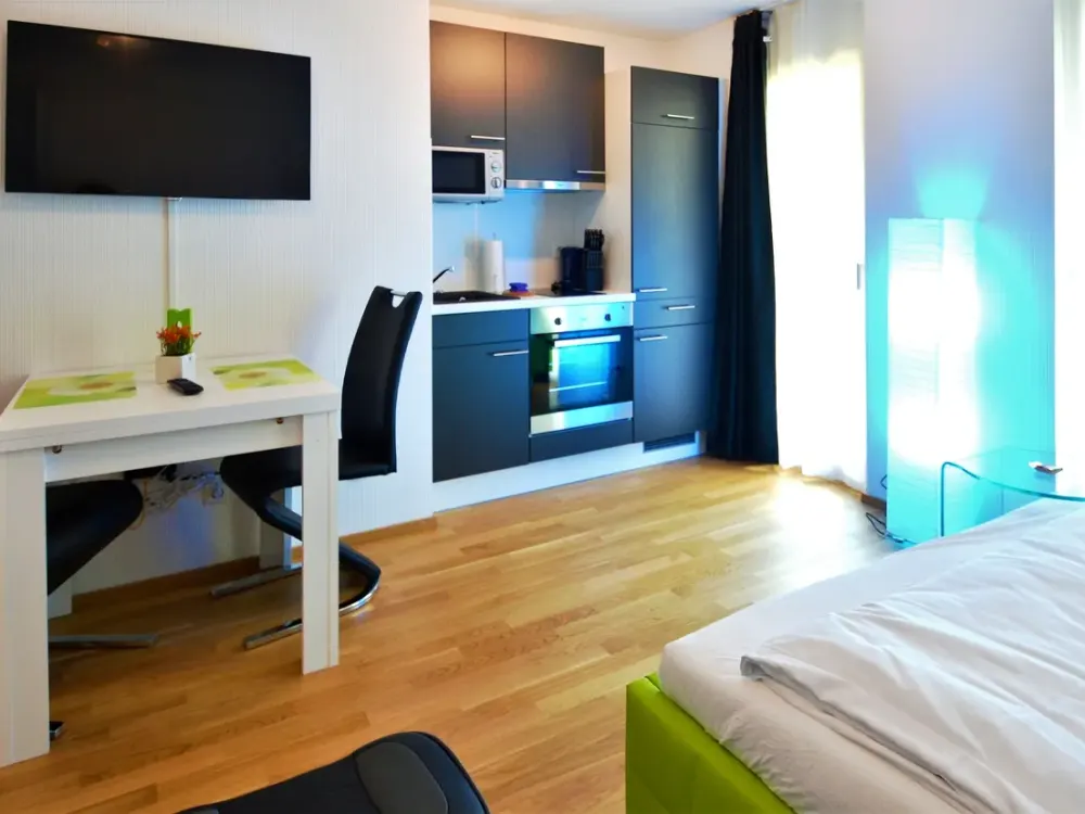 Moderne 1-Zimmer-Wohnung, wohnlich möbliert & komplett ausgestattet, zentral in Mörfelden