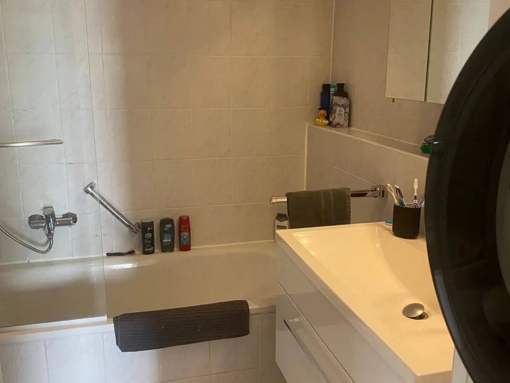 Schöne helle 2-Zimmer-Wohnung (Nachmieter gesucht)