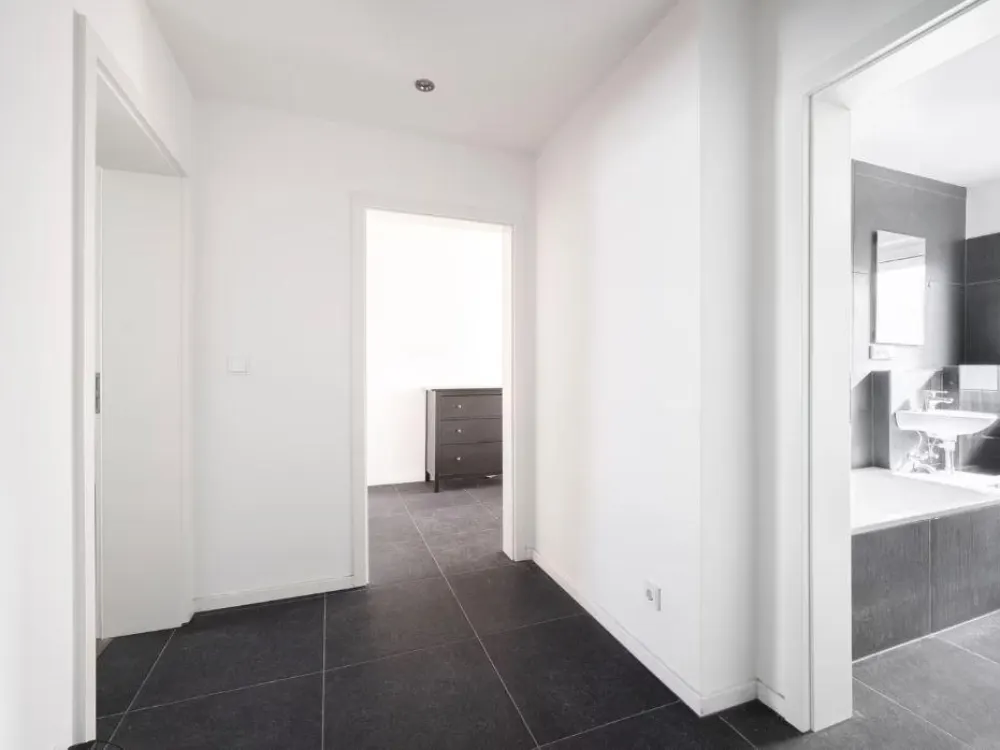 Frisch renovierte 2-Zi.-Wohnung mit Südwest-Balkon