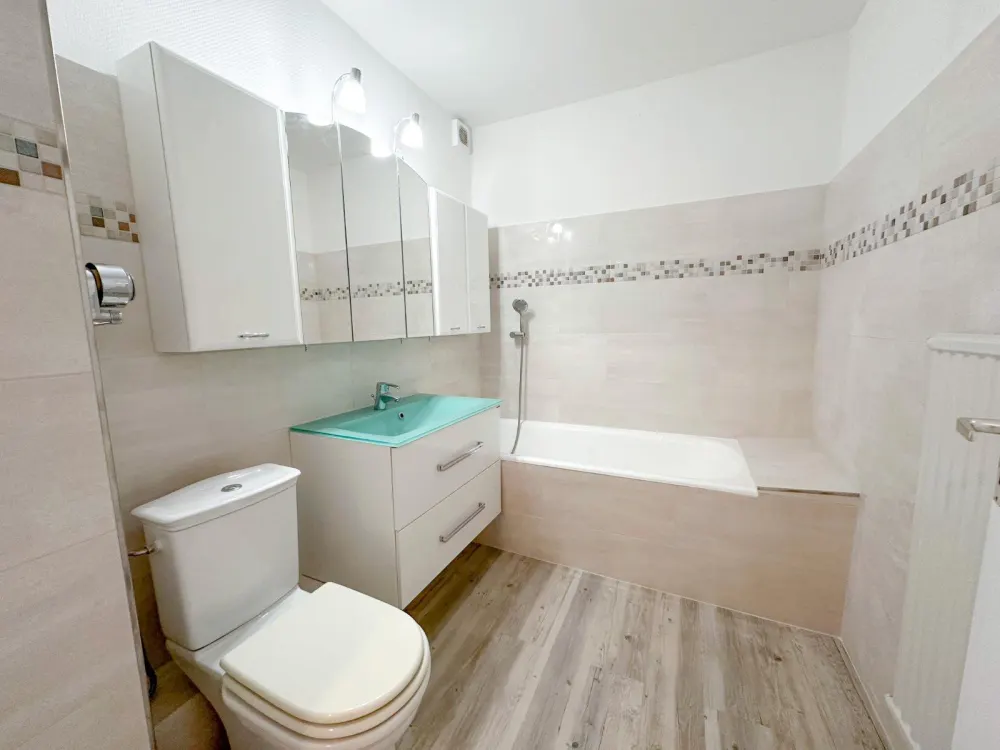 Apartment mit Wahrzeichenblick in Brück