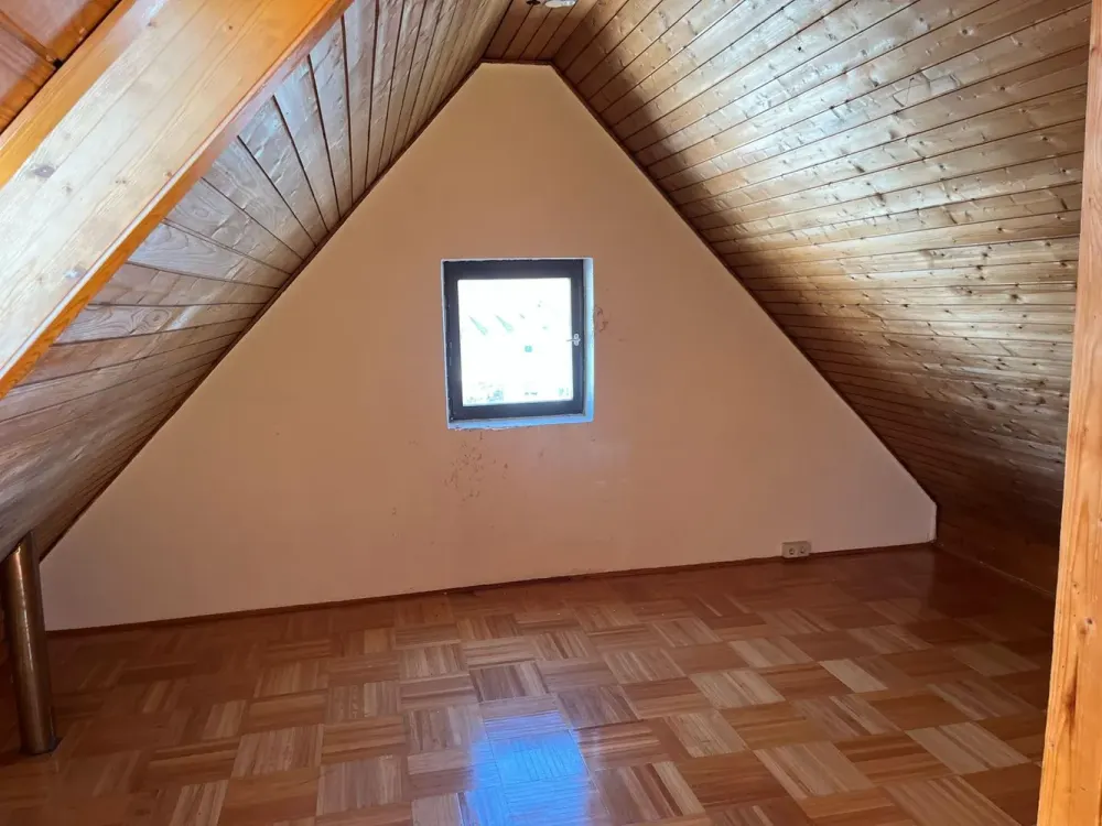 Gemütliche DG-Maisonette Wohnung mit 2,5 Zimmern im Munkweg