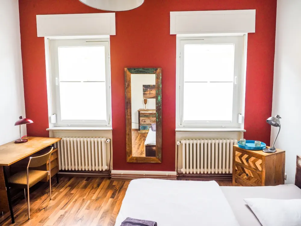Your temporary business home, Comfortable room